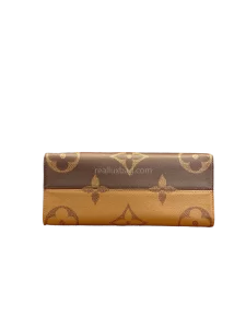 LV Monogram OnTheGo MM Bag