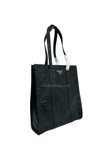 Medium Crinkled Tote Bag | Black